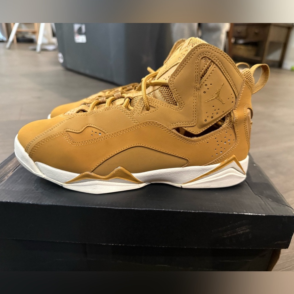 Air Jordan flights wheat
